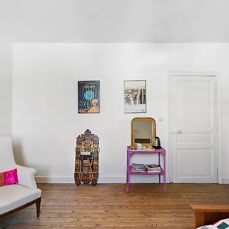 Quartier De La Madeleine ベッド・アンド・ブレックファスト アンジェ